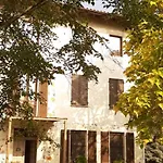 Amai Bed & Breakfast 4*