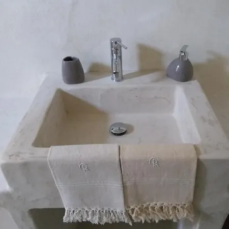 Bed & Breakfast Amai 3*